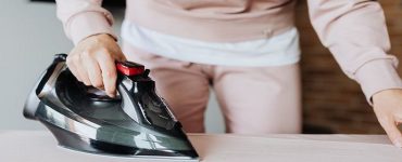 Menghilangkan Karat di Setrika